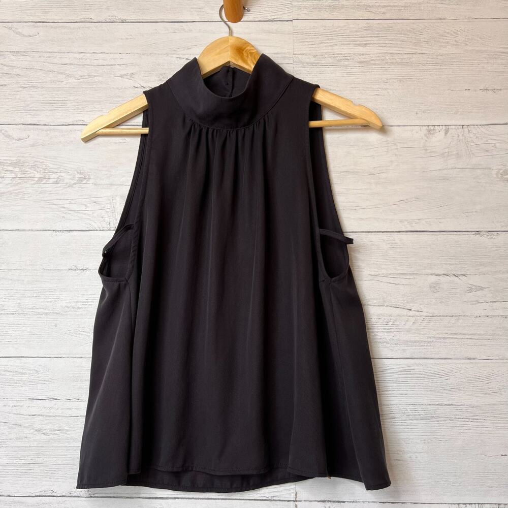 Free People Top Womens Size XS Black Palm Breeze Mock Neck Sleeveless High Neck